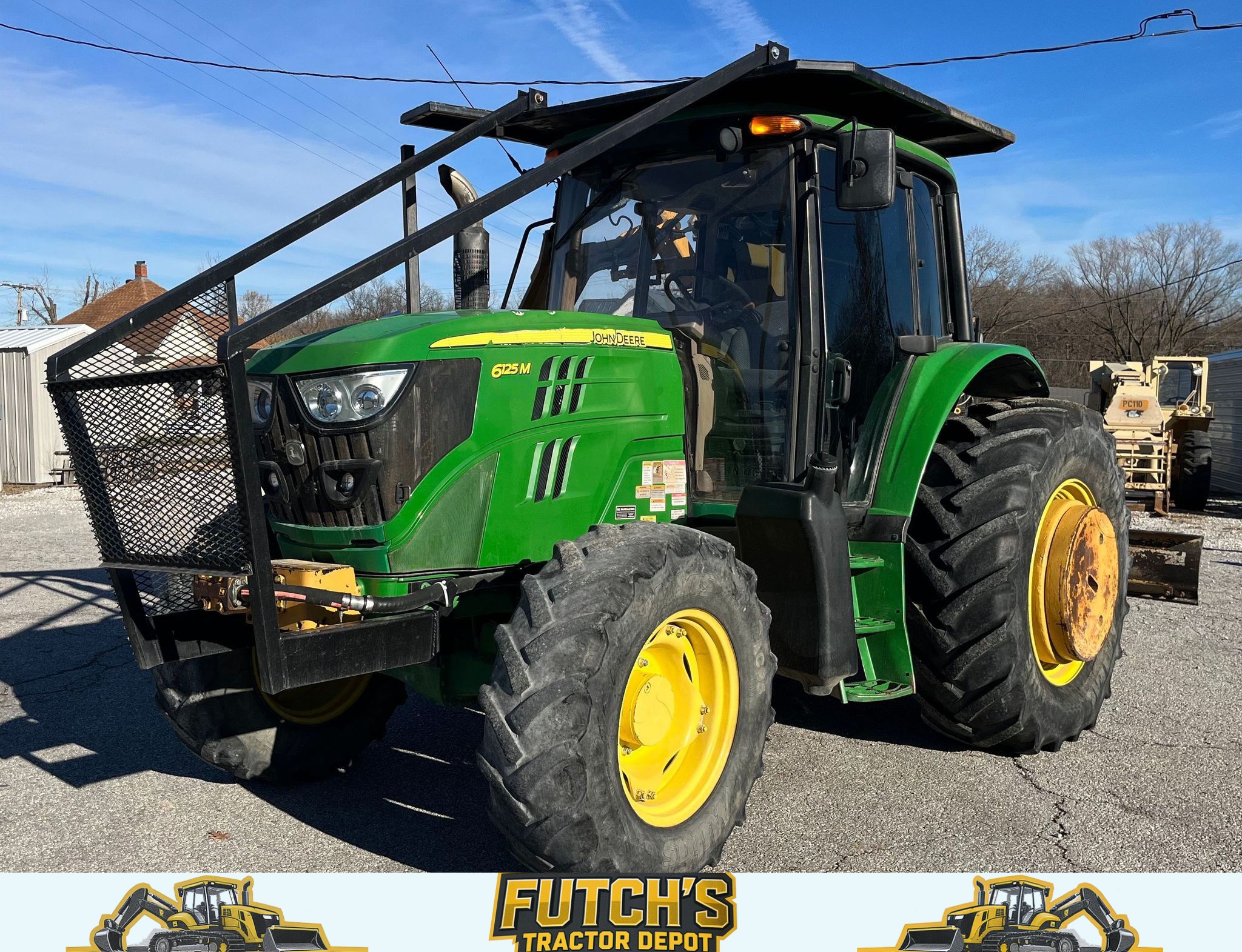2015 John Deere 6125M MFWD